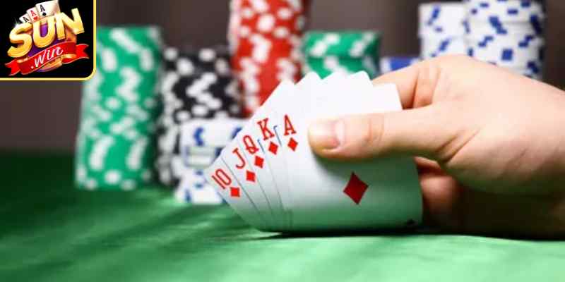 Game bài Royal với quy trình đặt cược cho người mới
